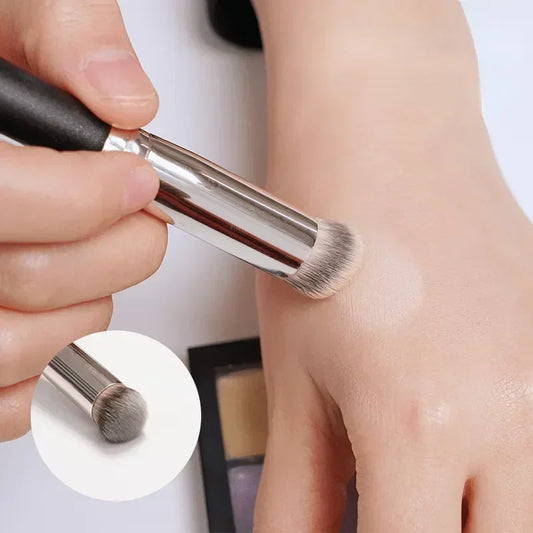 Foundation Concealer Brush Premium Contour Blusher Brushes Flawless under Eye Dense Face Makeup Brush for Blending